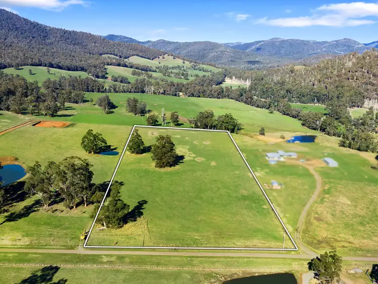 64 Maryton Lane, Marysville VIC 3779