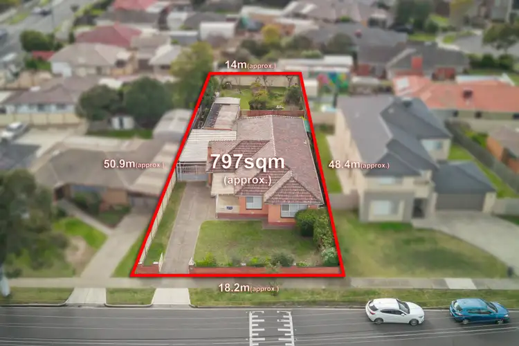 16 Groves Street, Keilor East VIC 3033