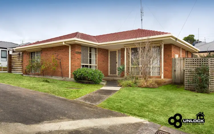 1/82 Railway Avenue, Garfield VIC 3814