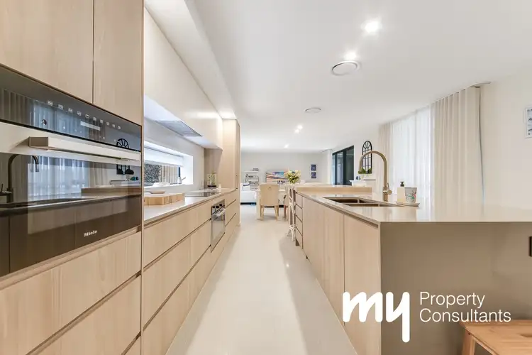 4 Florian Boulevard, Gledswood Hills NSW 2557