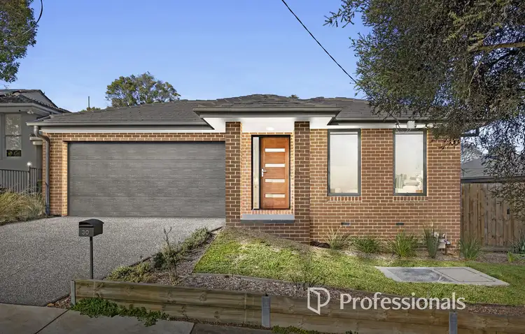 30 Marlow Street, Mooroolbark VIC 3138