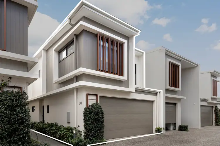 28/33 Sickle Avenue, Hope Island QLD 4212