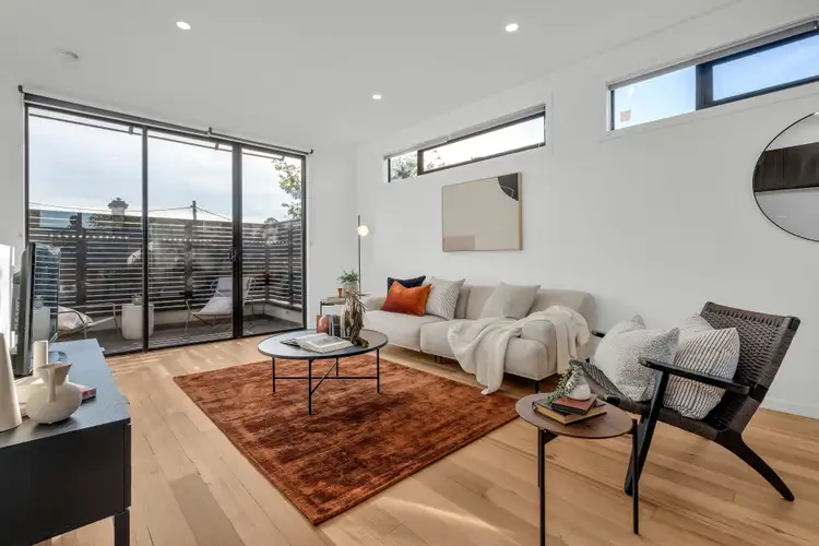 22 Lily Street
