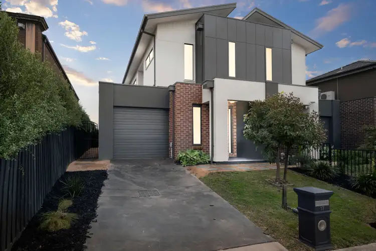 17 Riverview Street, Avondale Heights VIC 3034
