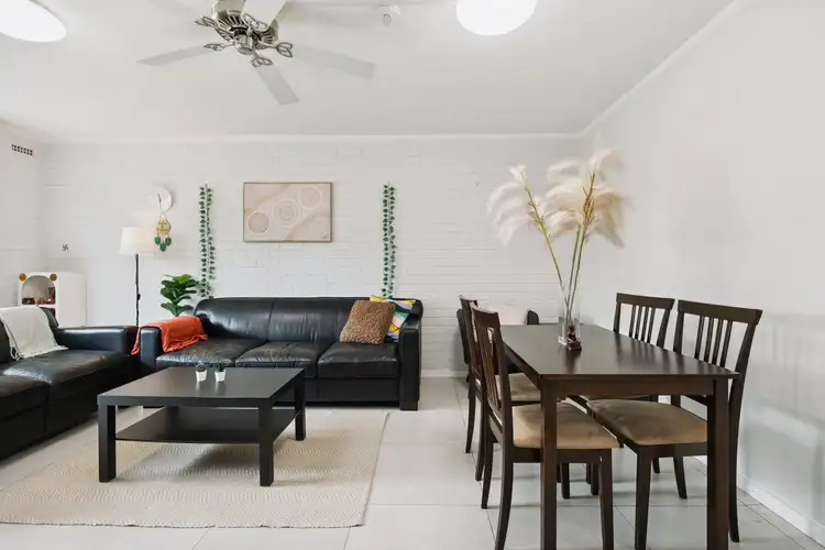 2/83 Phoenix Road, Spearwood WA 6163