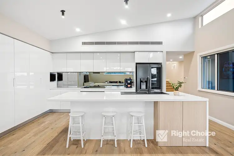 20 Albert Street, Lake Illawarra NSW 2528