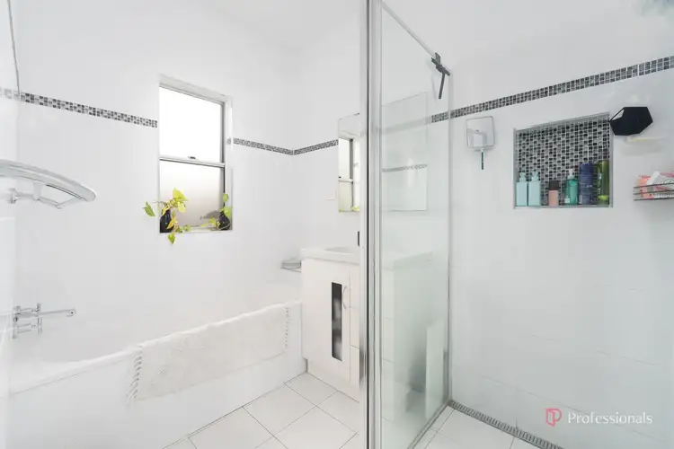 Sixth view of Homely house listing, 118 Markham Street, Armidale NSW 2350