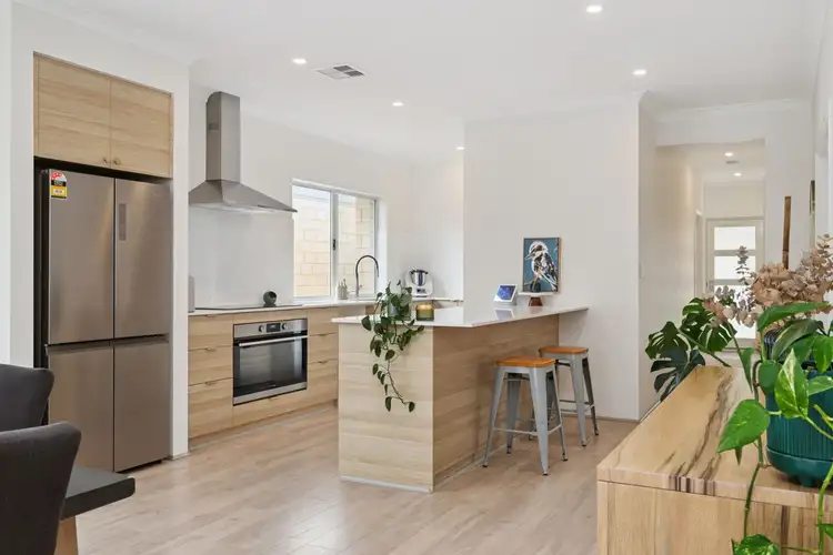 5 Barton Street, Aveley WA 6069