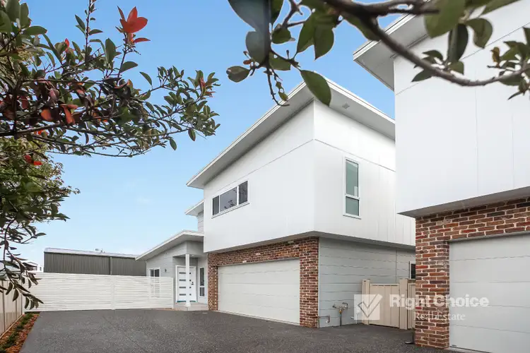3/115 Pur Pur Avenue, Lake Illawarra NSW 2528