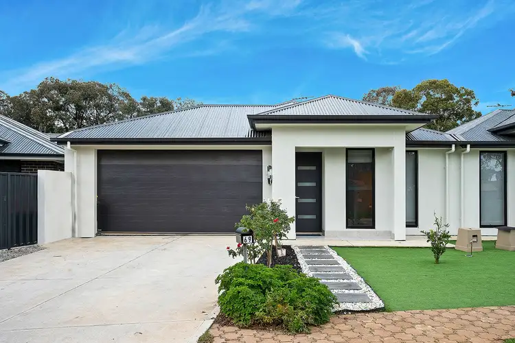 69 Chartwell Crescent