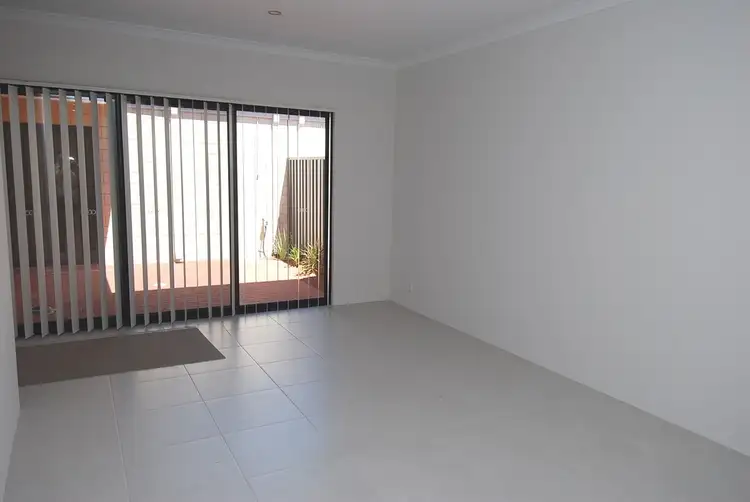 Fifth view of Homely house listing, 4/10 Cordovan Parkway, Aveley WA 6069