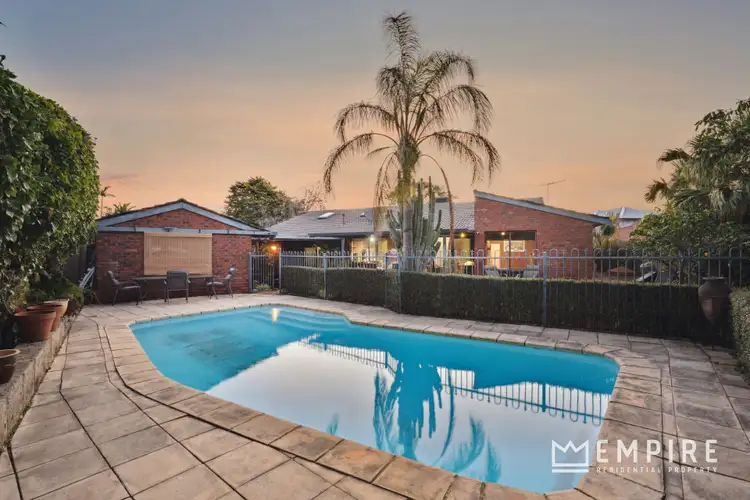 7 Hamersley Way, Kardinya WA 6163