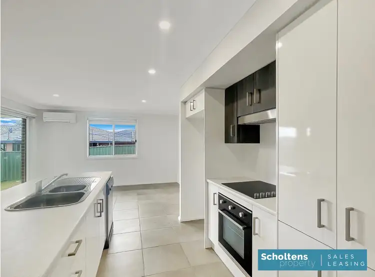 Fourth view of Homely semi-detached listing, 27 Bendigo Circuit, Nowra NSW 2541