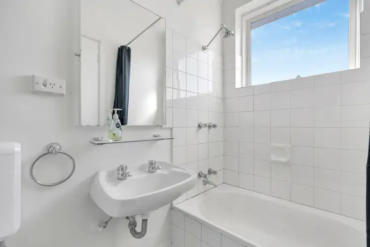 Fifth view of Homely flat listing, 12/18a Bloomfield Road, Ascot Vale VIC 3032