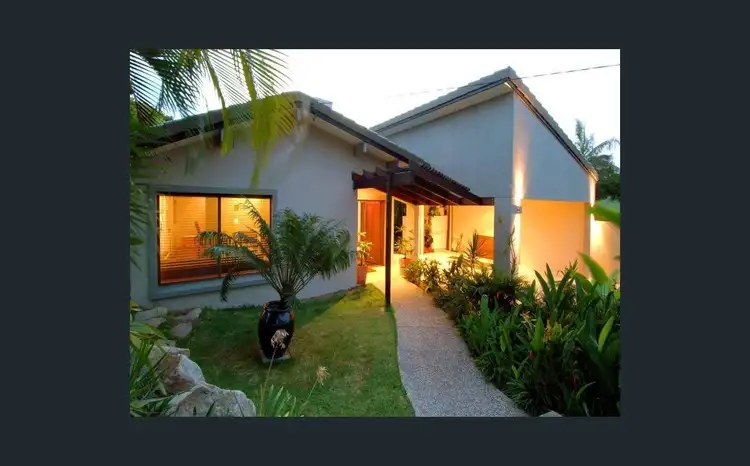 81 Yakola Parade, Alexandra Headland QLD 4572