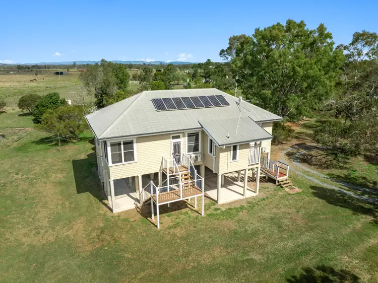 30 Topaz Crescent, Lockyer Waters QLD 4311