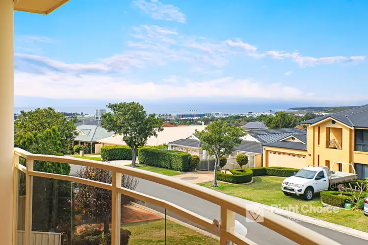 21 Dampier Crescent, Shell Cove NSW 2529