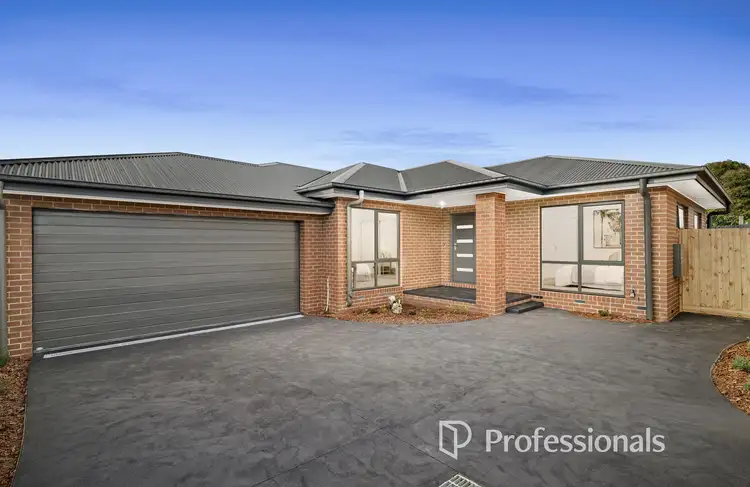 16A Chirnside Drive