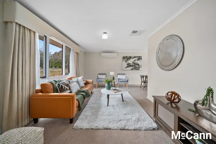 72 Sternberg Crescent, Wanniassa ACT 2903