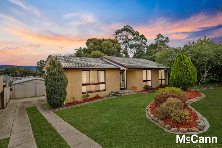 72 Sternberg Crescent, Wanniassa ACT 2903