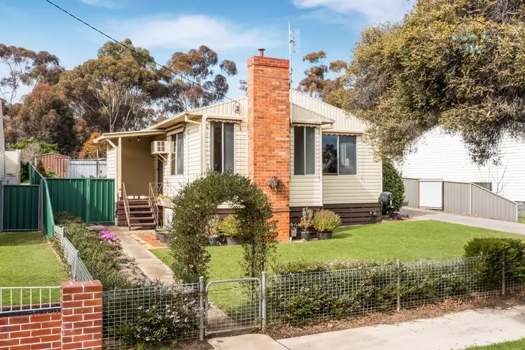 77 Panton Street, Golden Square VIC 3555