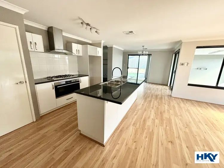 37 Duvall Parkway, Aveley WA 6069