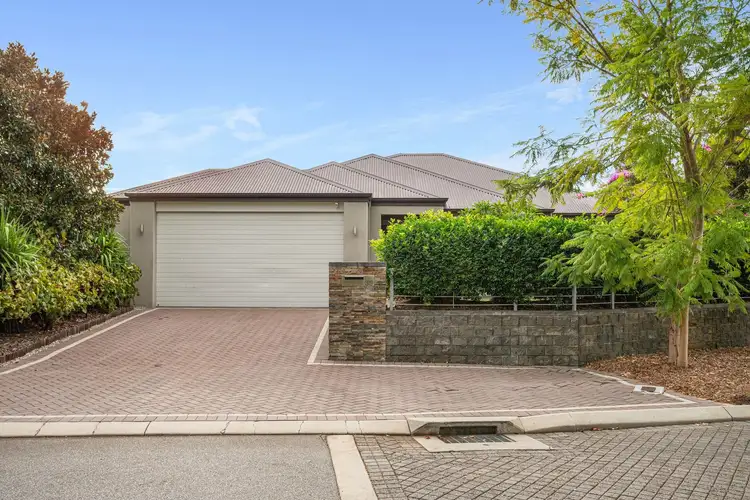 Second view of Homely house listing, 39 Longview Way, The Vines WA 6069
