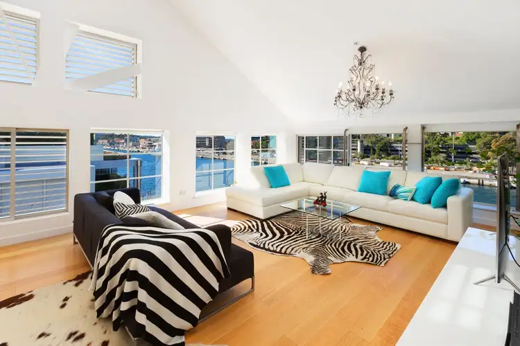 522/6E Cowper Wharf Roadway, Woolloomooloo NSW 2011