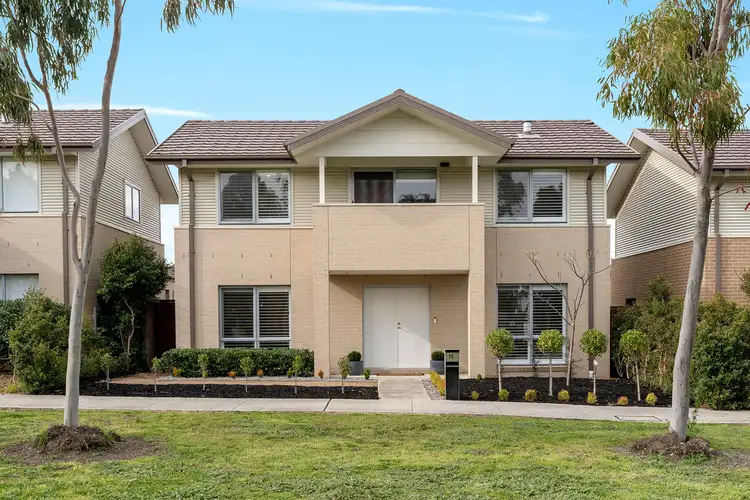 15 Parkfield Walk, Westmeadows VIC 3049