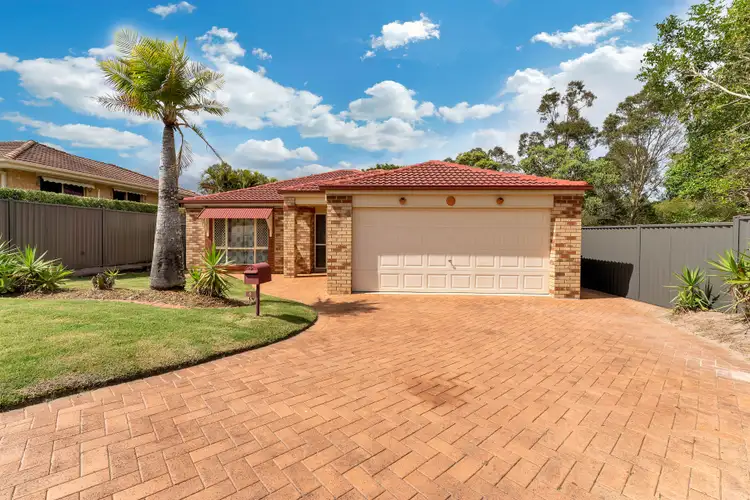 4 Oneil Court, Wakerley QLD 4154