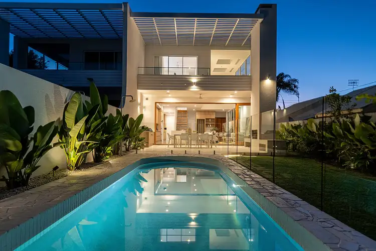 6B Margit Crescent, Sunrise Beach QLD 4567