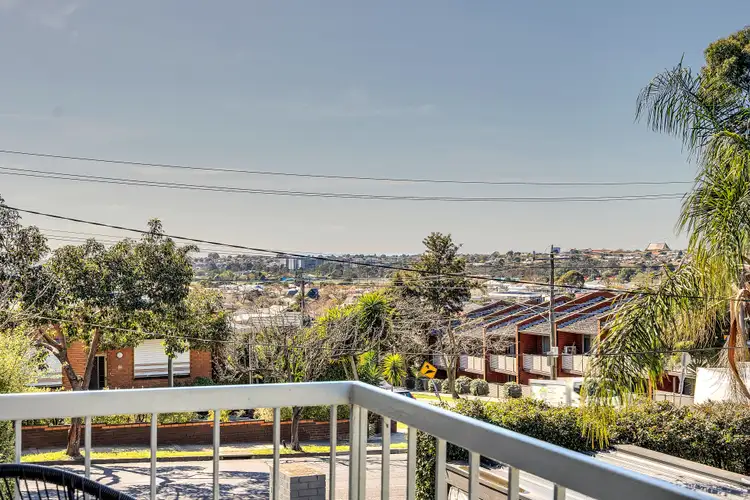 Second view of Homely flat listing, 4/24 Ormond Road, Ascot Vale VIC 3032