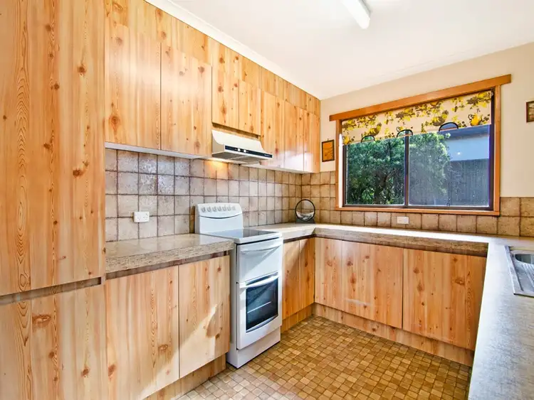Fourth view of Homely house listing, 5 Wickham Court, Warrnambool VIC 3280