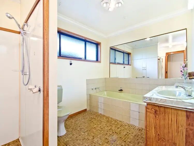 Seventh view of Homely house listing, 5 Wickham Court, Warrnambool VIC 3280