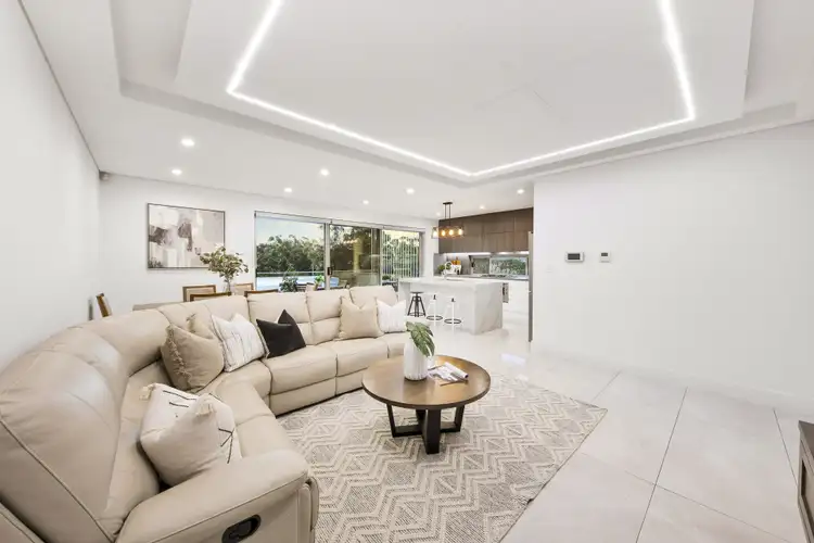 Third view of Homely semi-detached listing, 29 Homedale Crescent, Connells Point NSW 2221