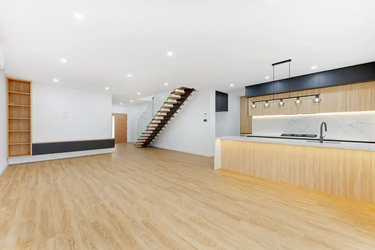 Sixth view of Homely house listing, 2A Maxwell Court, Attwood VIC 3049