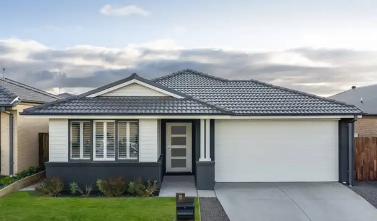 8 Olenna Street, Charlemont VIC 3217