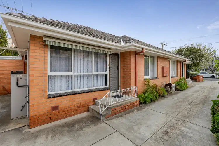 11 St Kinnord Street