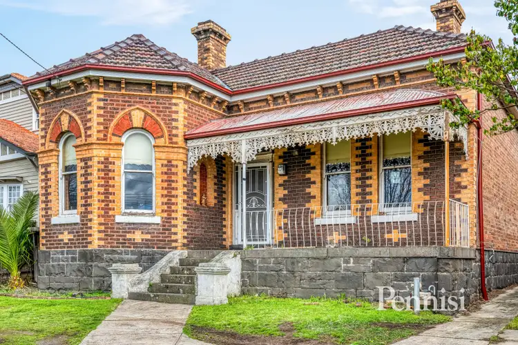 8 Waverley Street, Aberfeldie VIC 3040