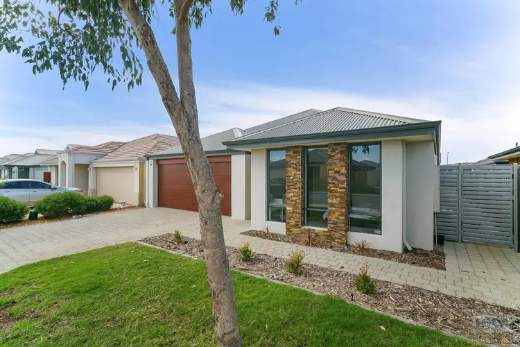 4 Chidlow Grange, Ellenbrook WA 6069