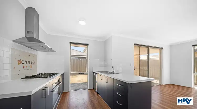 25 Auburn Vista, Brabham WA 6055