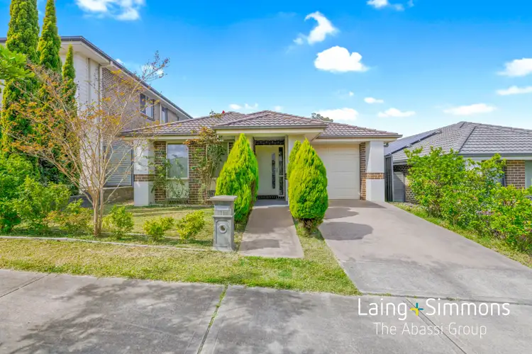 11 Marine Way, Jordan Springs NSW 2747