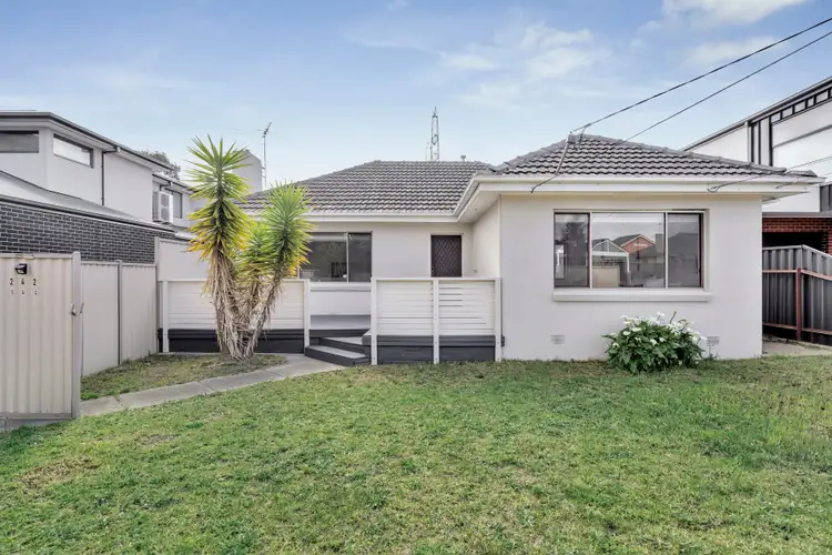 242 Parer Road, Airport West VIC 3042