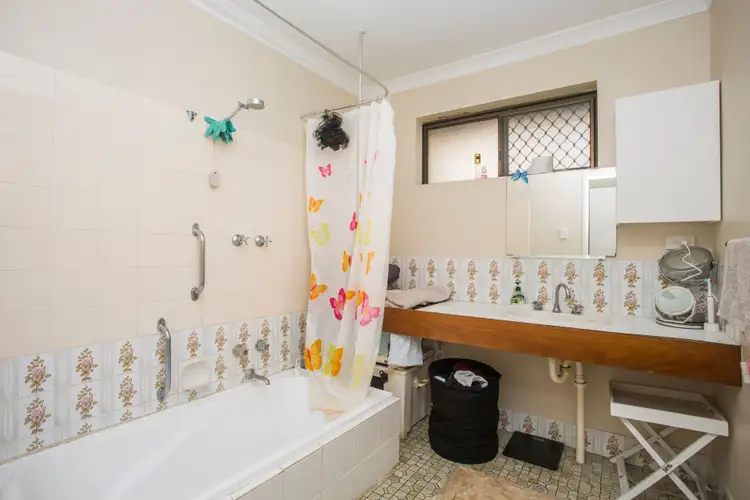 Fourth view of Homely unit listing, 9/64 Railway Parade, Midland WA 6056