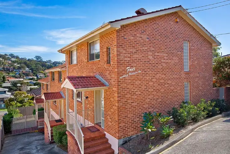 1/4 Woolunga Avenue, Terrigal NSW 2260