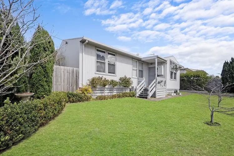13 Grieve Street