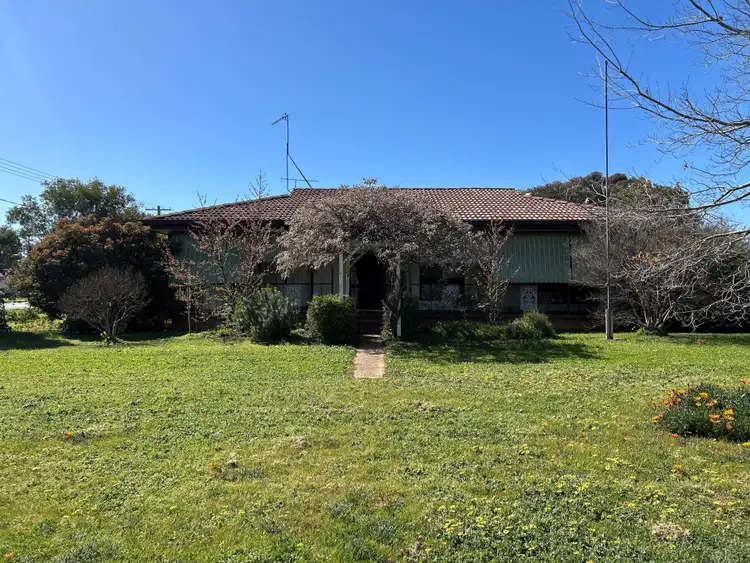 52 Galore Street, Lockhart NSW 2656