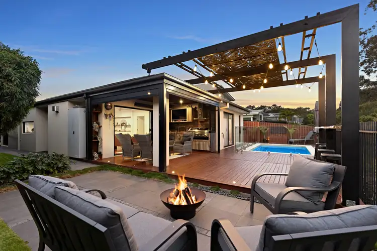 10 Paluma Crescent, Pimpama QLD 4209