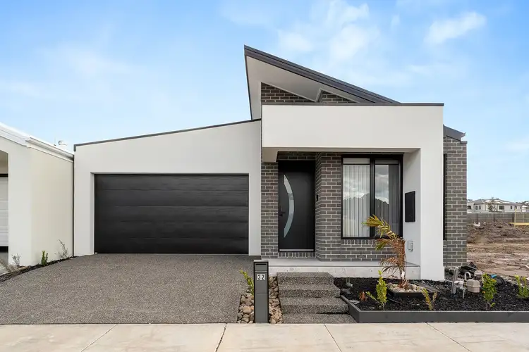 32 Supreme Avenue, Greenvale VIC 3059