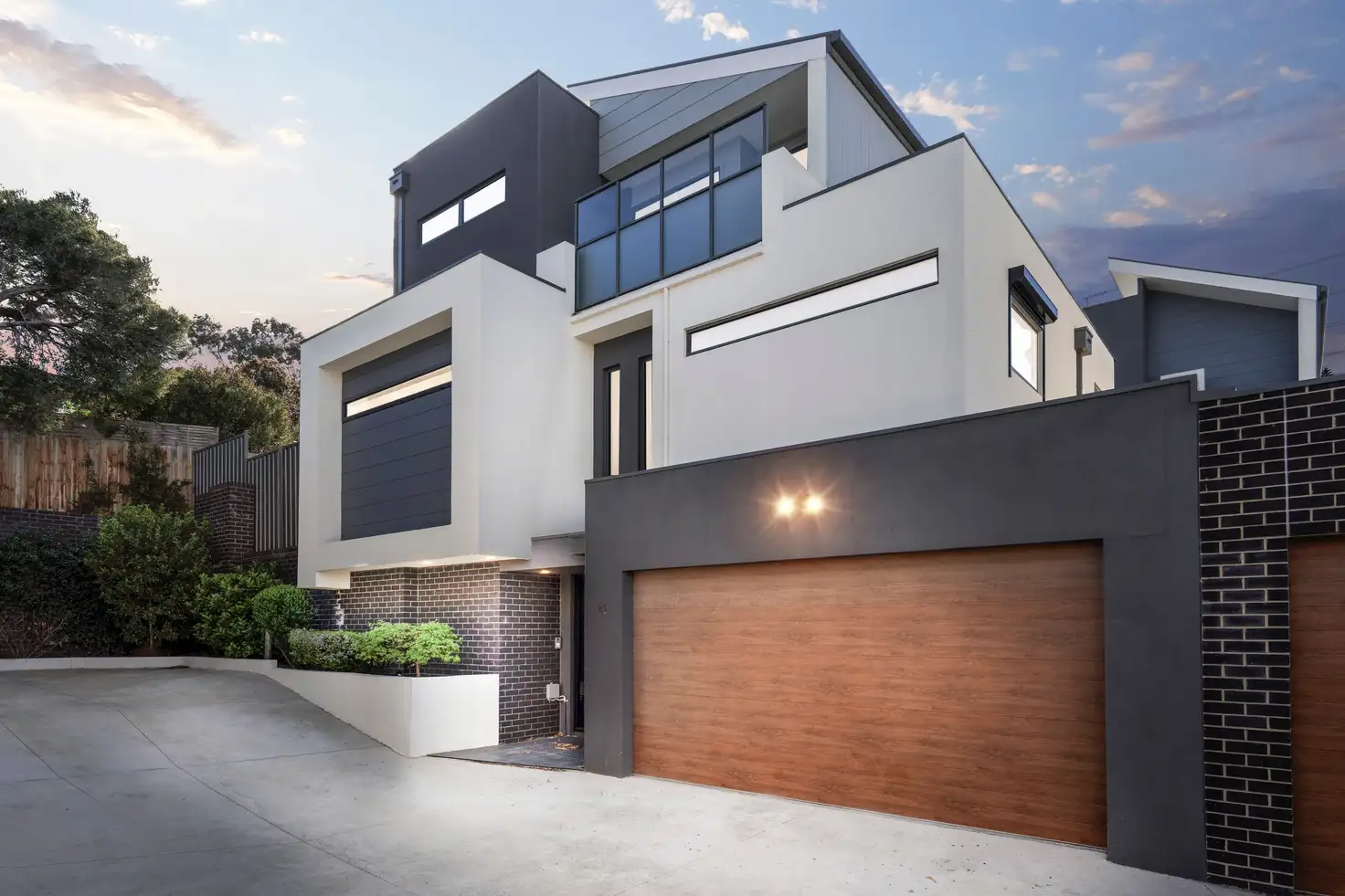 Main view of Homely townhouse listing, 10/44 Surrey Drive, Keilor East VIC 3033